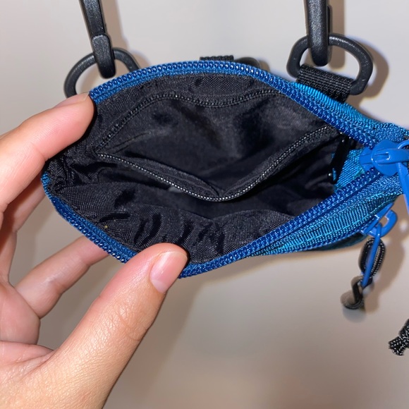 Supreme - Picture 6 of 8